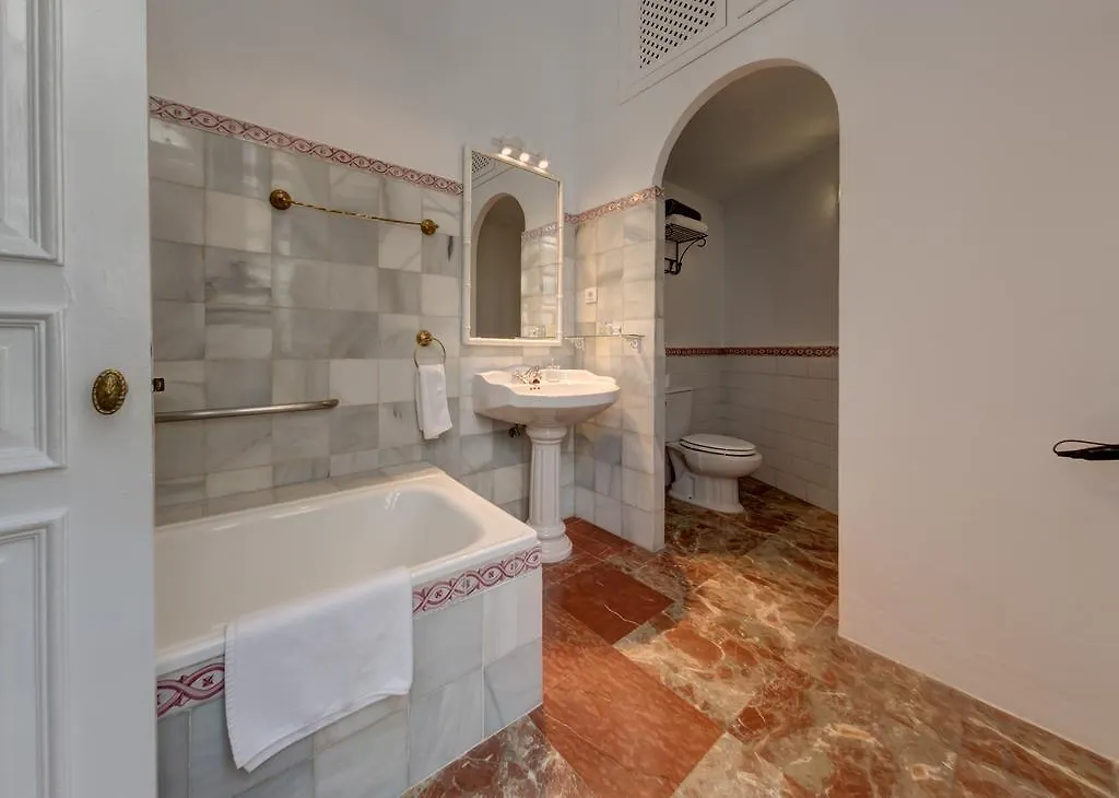Madre De Dios 6 Hotel Sevilla Spanyolország